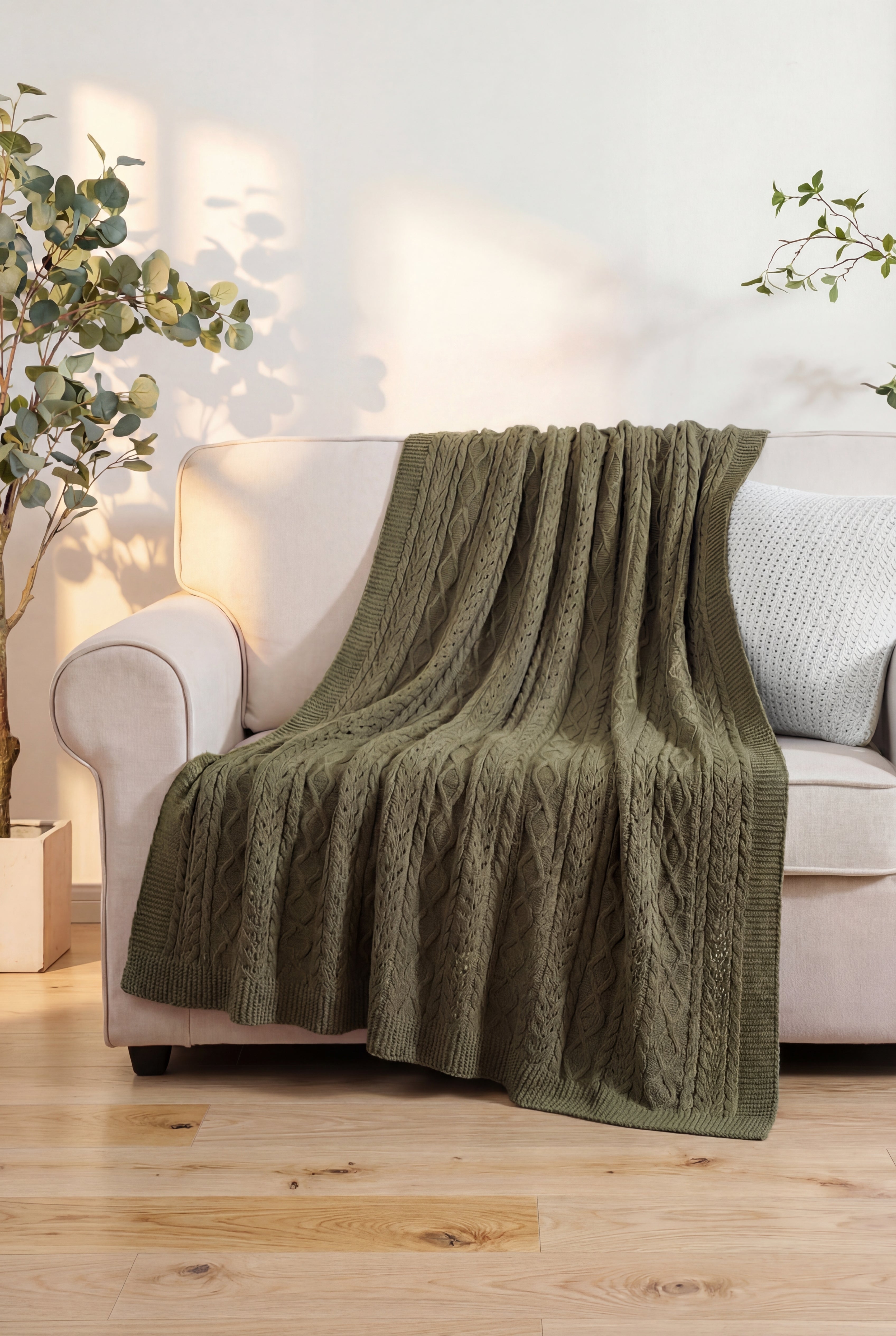 #color_Greenish Grey