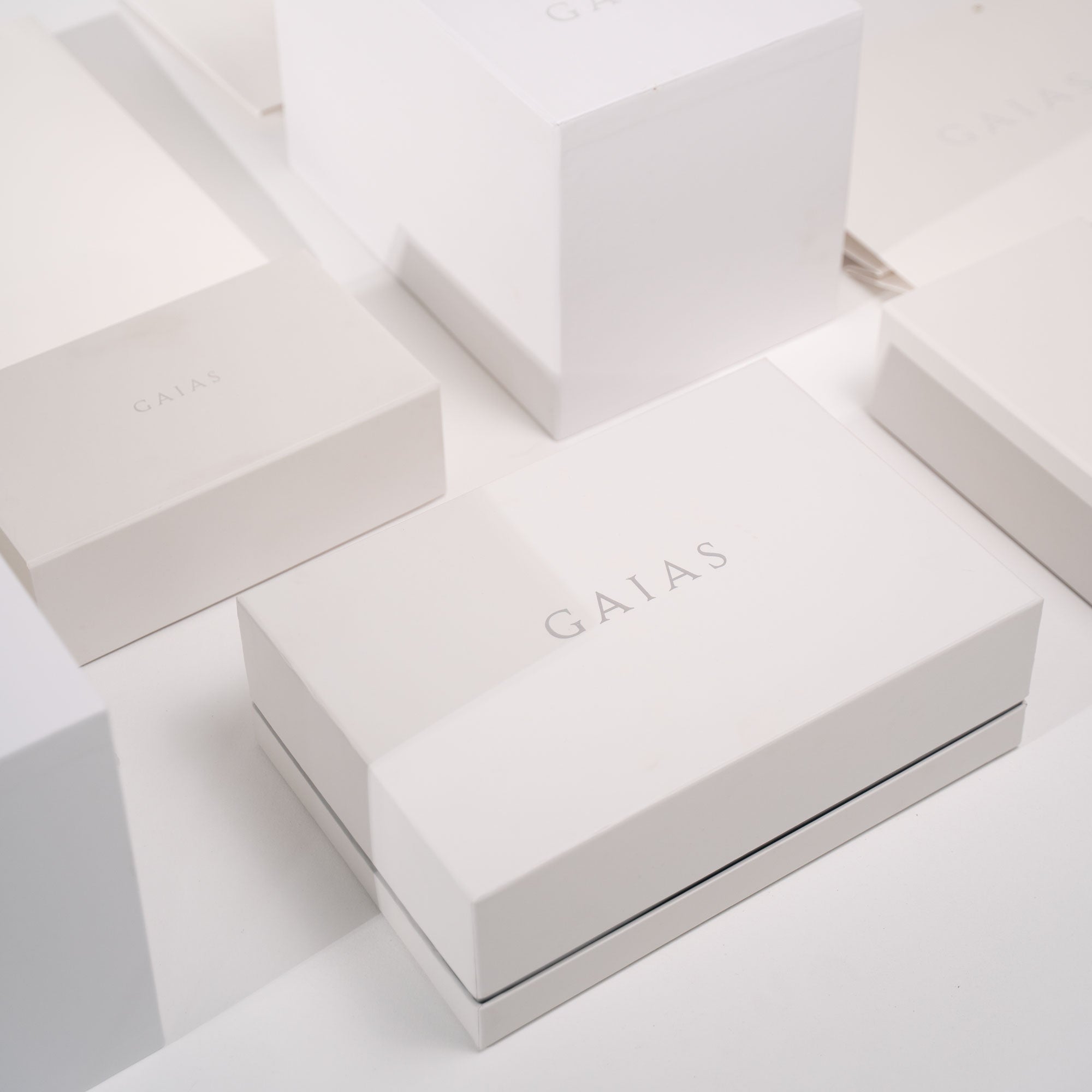 The White Gift Box